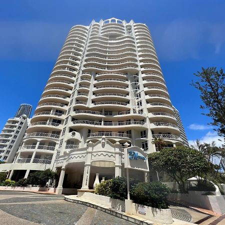 Stunning 2 Bedroom Ocean View Apartment ゴールドコースト エクステリア 写真